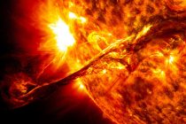 Una peligrosa mancha solar está a punto de posicionarse frente a la Tierra