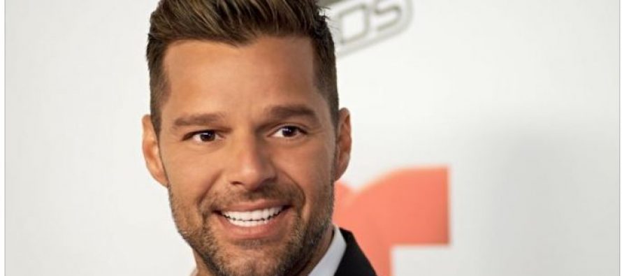 Ricky Martin dice la Biblia no tiene autoridad para impedir matrimonio homosexual
