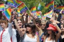 EE.UU: 379 empresas escriben al Supremo para forzar la aprobación del "matrimonio" homosexual