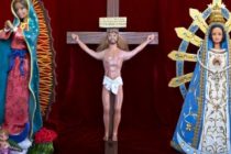 Barbie de la Virgen María y un Ken de un Jesús crucificado causa controversia en Argentina