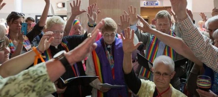 Más de 100 Pastores se declaran Homosexuales en la Iglesia Metodista Unida