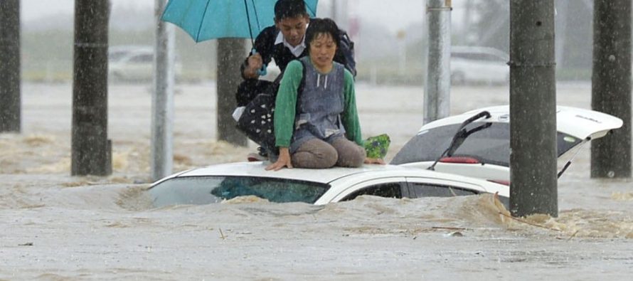 Japón registra fuertes inundaciones en las últimas 24 horas dejando muertos y desaparecidos