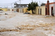 Fuertes lluvias generan severas inundaciones en Arabia Saudita (Videos)